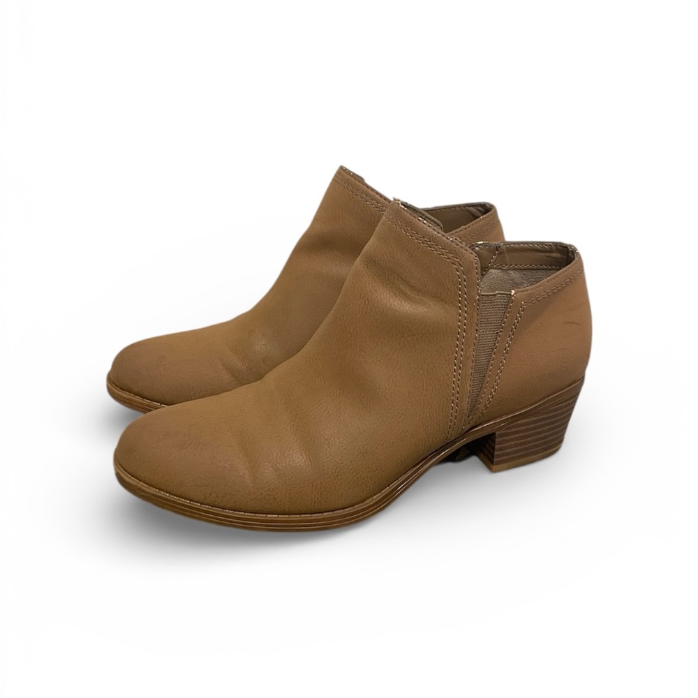Naturalizer Wonda 2 Tan Ankle Boots Low Cut